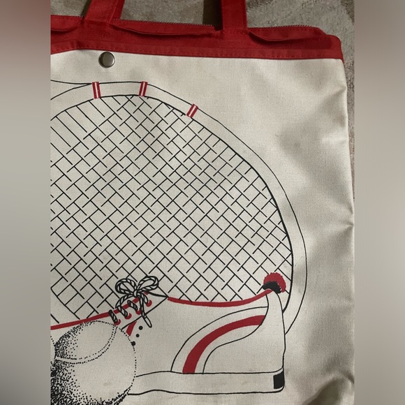 Trina brand tennis tote with front snap pocket for your racket - Picture 5 of 9